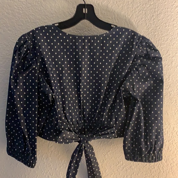 BCBG Dark Navy Crop Top with Puffed Sleeves NWT - Picture 2 of 3